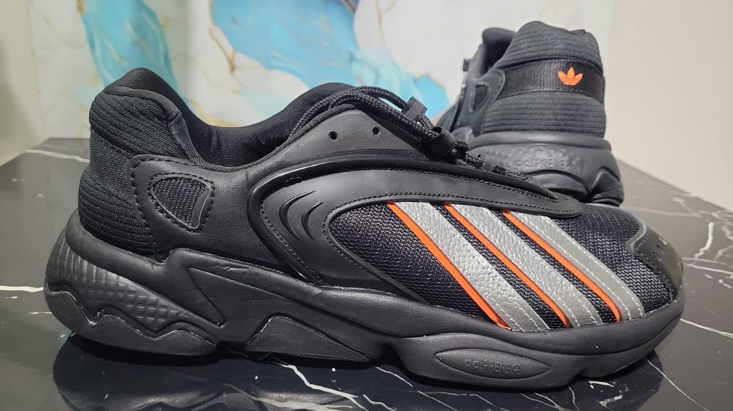 ADIDAS – Zapatillas Oztral – Redefine tu Estilo Urbano (UNISEX)