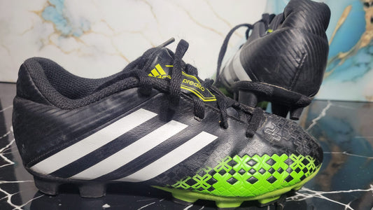 ADIDAS – Botas de Fútbol Jr. Predito LZ TRX FG (Unisex Júnior)