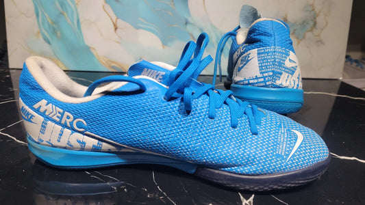 Nike Mercurial Vapor 13 Academy IC (Unisex)