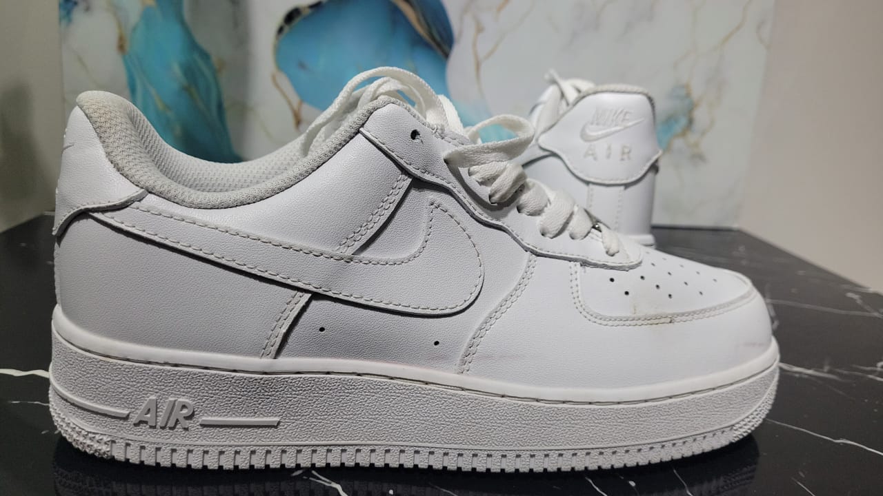 NIKE – Zapatillas Air Force 1 ’07 Low Blanco – El Clásico Definitivo (UNISEX)