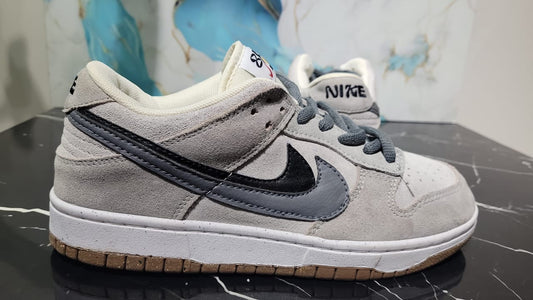 NIKE – Zapatillas SB Dunk Low Dark Smoke Grey Unisex