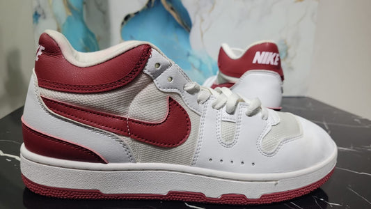 NIKE – Zapatillas Mac Attack “Red Crush” – El Regreso de una Leyenda (UNISEX)