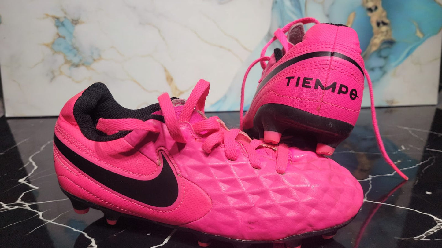 NIKE – Botines Jr. Tiempo Legend 8 Club MG (M/Júnior)